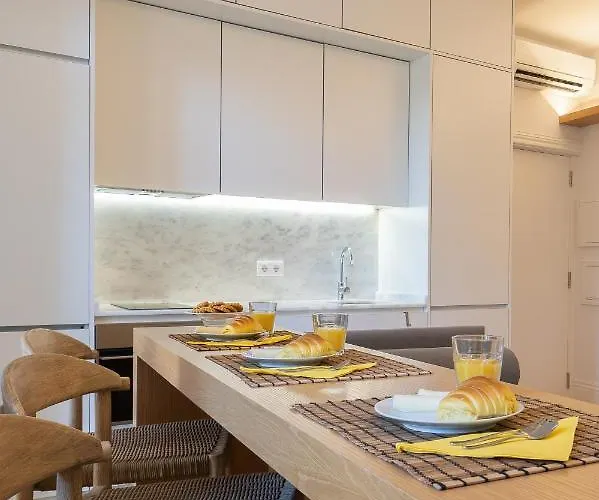 Host Wise - Refreshing Cozy Flat - Garden & Terrace * Πόρτο