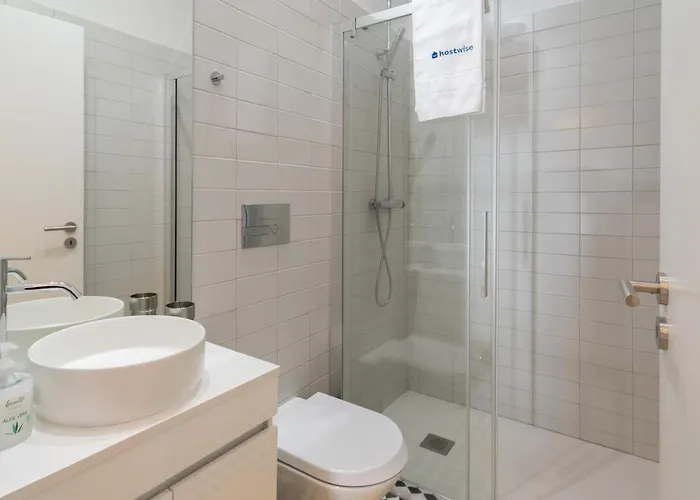 Host Wise - Refreshing Cozy Flat - Garden & Terrace