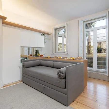 Apartment Host Wise - Refreshing Cozy Flat - Garden & Terrace Porto