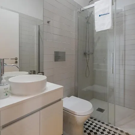 Host Wise - Refreshing Cozy Flat - Garden & Terrace Apartment *